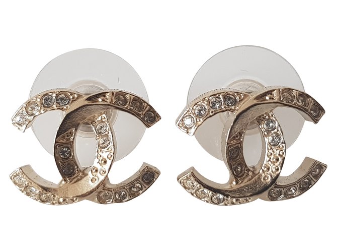 Neue Chanel-Ohrringe Golden Metall  ref.115120