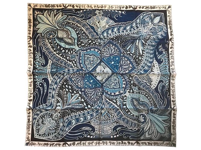 Hermès Hermes Square 90 Der Garten von Maharani Blau