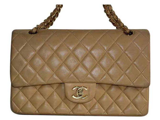 Chanel TIMELESS Bege Couro  ref.111755