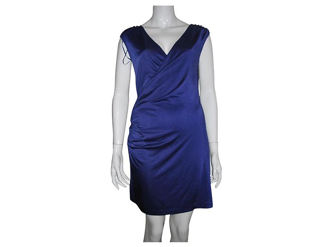 Halston Heritage Lila Kleid mit Rüschen