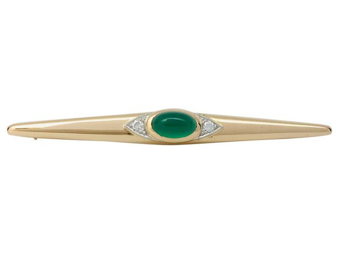 Autre Marque Van Cleef & Arpels brooch in yellow gold and platinum, chrysoprase and diamonds.  ref.113047