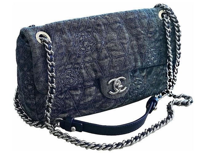 Chanel Saco de aba em denim cruzado Azul