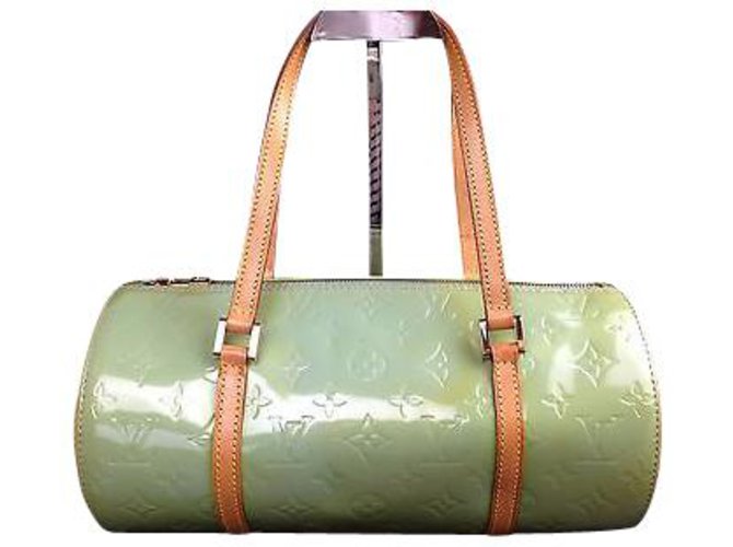 Louis Vuitton Papillon Green Patent leather ref.113236 - Joli Closet