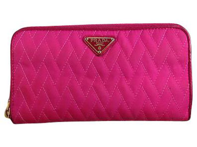 Prada Nylon Wallet Pink Synthetic  ref.113261