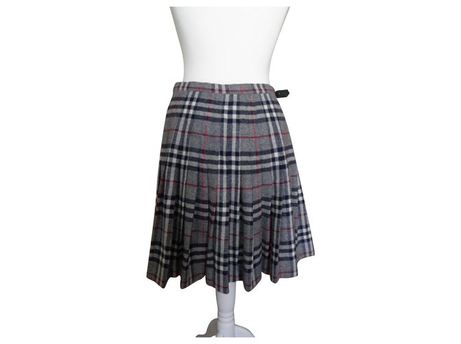 Burberry falda escocesa Gris Lana  ref.113318