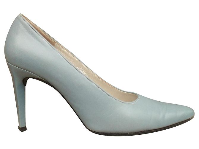 Charles Jourdan Leather Pumps Grey