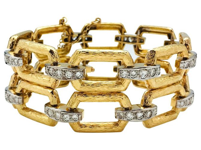 inconnue Yellow and white gold articulated bracelet, diamonds. Yellow gold  ref.113529