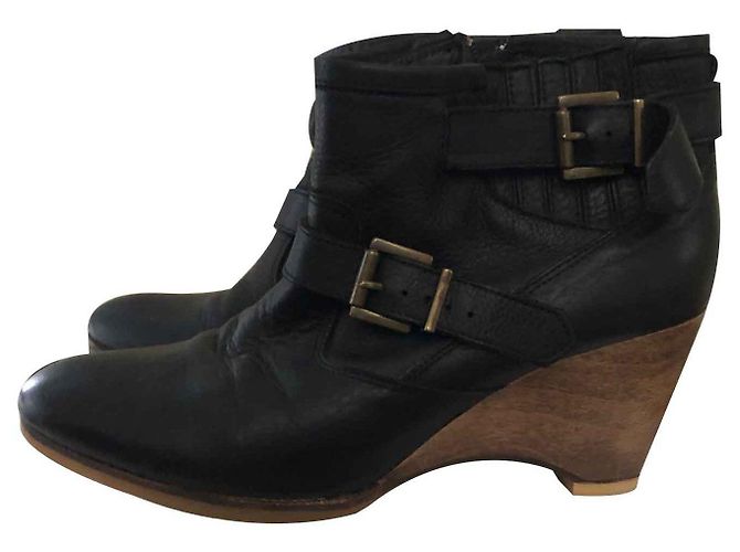 Botines con cuña de Vanessa Bruno Negro