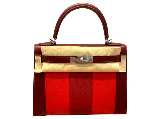 Hermès Kelly Sellier 28 Multicor Couro  ref.114969