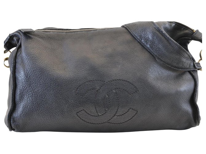 Chanel Vintage Shoulder Bag Black Leather  ref.115063