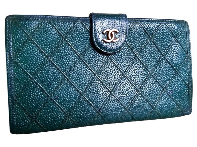 Chanel portefeuilles Cuir Vert  ref.115185