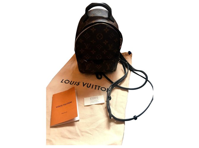 Louis Vuitton Mini palm spging Black Leather  ref.115493