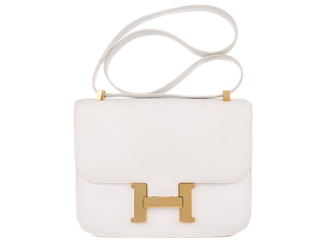 Hermès Stunning Hermes Constance in white grained calf leather, golden hardware!  ref.115603