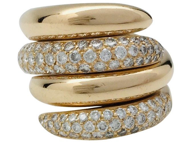 Anéis Chaumet modelo "Tango" em ouro amarelo, diamantes.  ref.115701