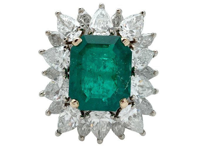 inconnue White gold and emerald yellow diamond ring. Yellow gold  ref.115758