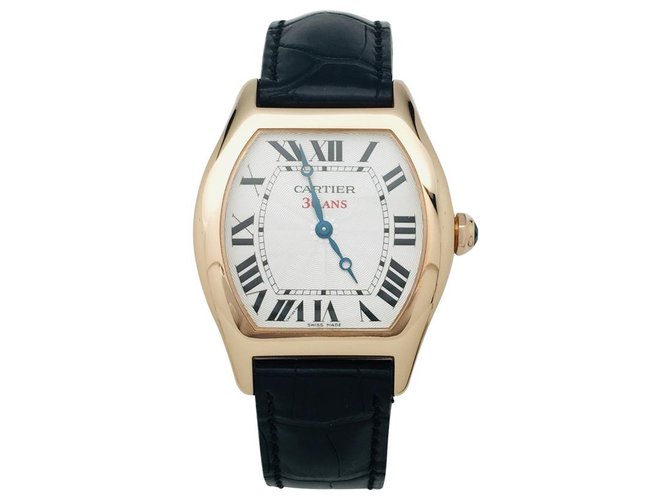 Reloj Cartier modelo "Turtle" en oro rosa sobre cuero..  ref.115774