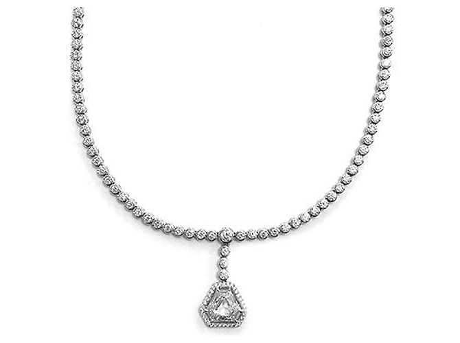 inconnue colar de diamante.