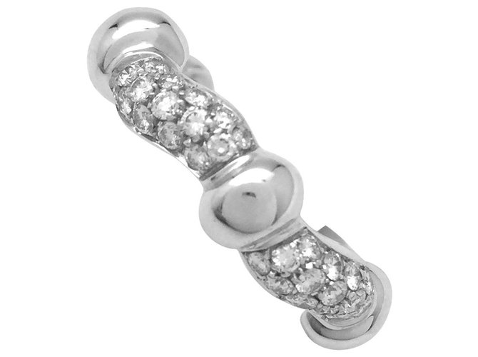 Boucheron ring in white gold, diamants.  ref.115856