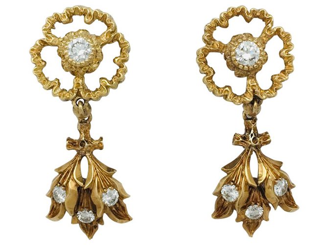 Boucles d'oreilles Buccellati or jaune et diamants.  ref.115880