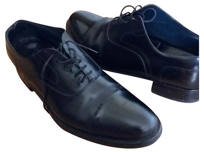 Autre Marque Scarpe stringate in pelle nera Nero 