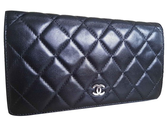 Chanel TIMELESS Black Leather  ref.116054