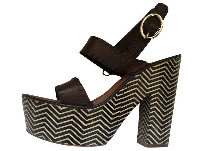 Diane Von Furstenberg Sandálias ZigZag DvF Marrom Creme Couro  ref.116216