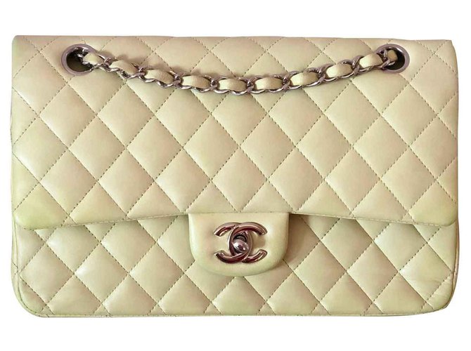 Chanel TIMELESS Beige Olive green Light green Leather  ref.116387