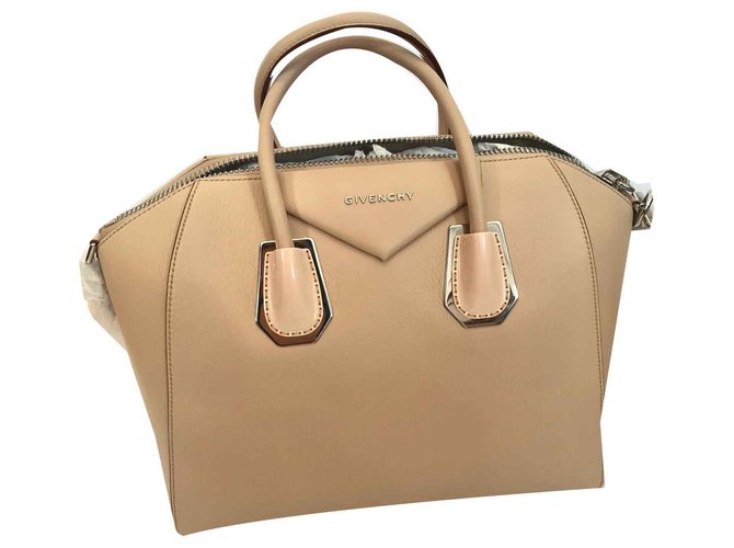 Givenchy Totes Cream Leather  ref.116516