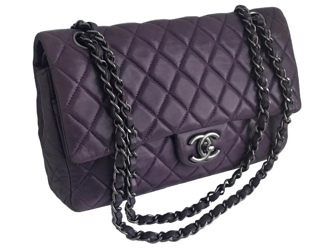 Timeless Chanel Limited lined Flap Medium Bag Purple Prune Lavender Leather  ref.116680