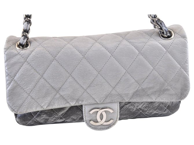 Chanel Timeless Vintage Collection Gris Charol  ref.116771
