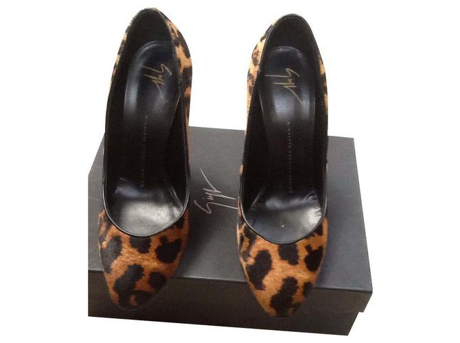 Giuseppe Zanotti Fersen Leopardenprint Leder  ref.116859