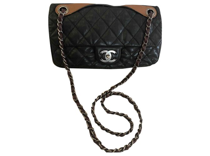 Timeless Chanel classical Black Leather  ref.116916