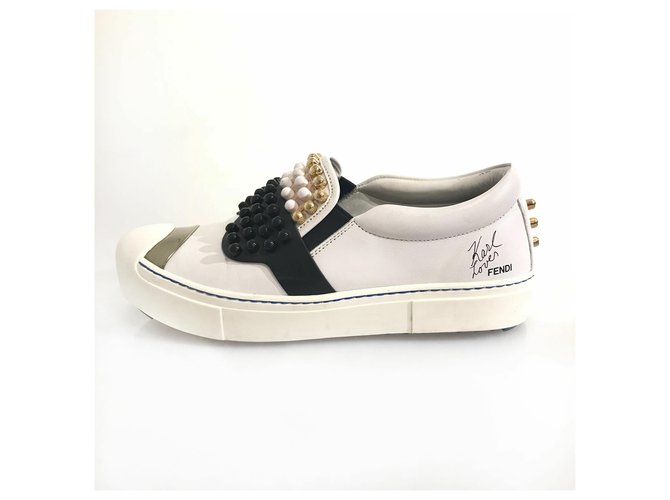 Fendi White Studded Leather Karl Loves Fendi Sneaker Black  ref.117058