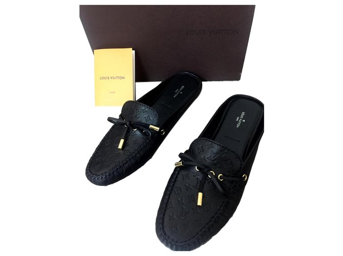 Louis Vuitton souliers Negro Cuero  ref.117082