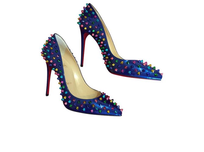 Christian Louboutin Spike Blue Patent leather  ref.117092
