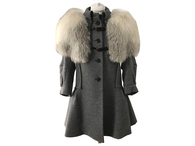 Louis Vuitton Wool coat white Fox fur capelet Grey