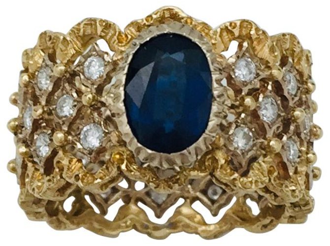 Yellow gold Buccellati headband ring, diamonds and sapphire.  ref.117131
