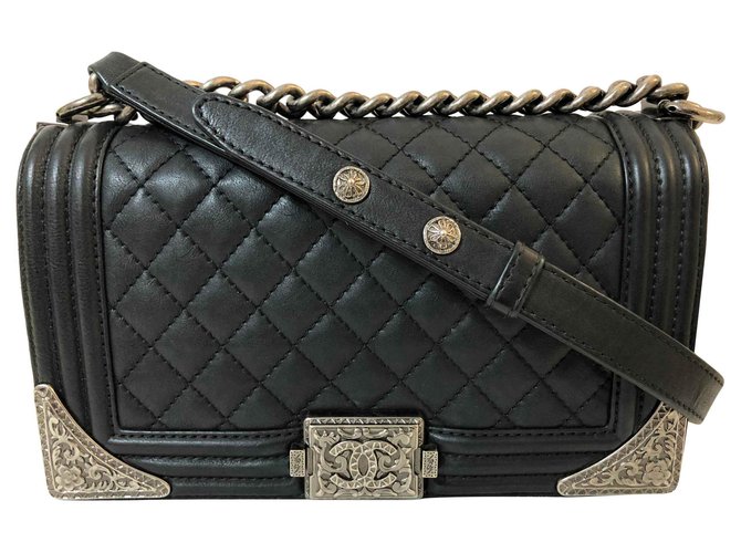 Le Boy Boy Chanel Médio Acolchoado Flap Bag Preto Couro  ref.117224