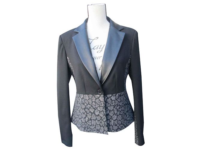 Autre Marque Blazer Preto com Gola de Couro e Lurex Prateado