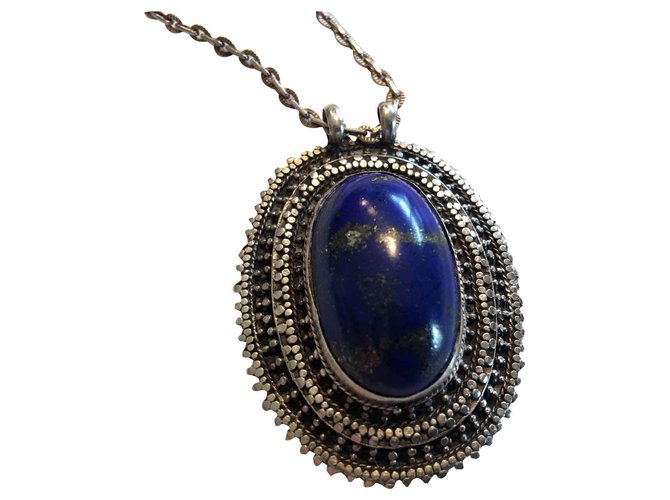 Autre Marque Llapis lazuli cabochon set in silver with chain. Blue Silver-plated  ref.117353