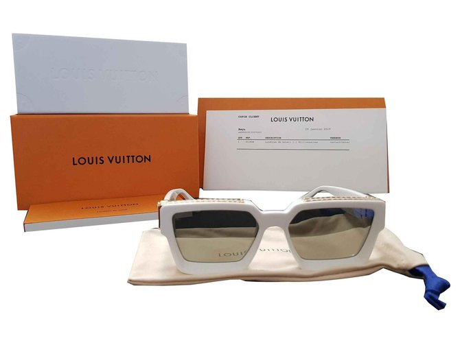 Louis Vuitton millonarios 1.1 Blanco Acetato  ref.117854