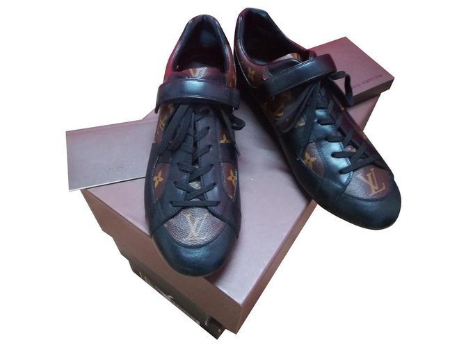 Louis Vuitton Blue/Black Monogram Denim And Suede Low Top Sneakers Size  44.5 Louis Vuitton