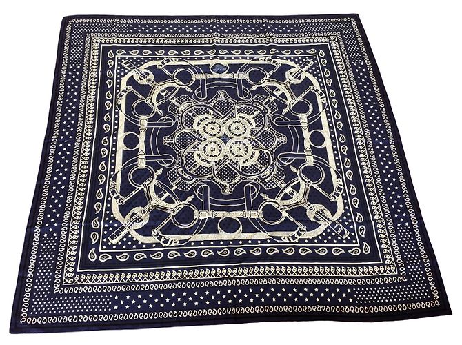 Hermès Sciarpe di seta Blu