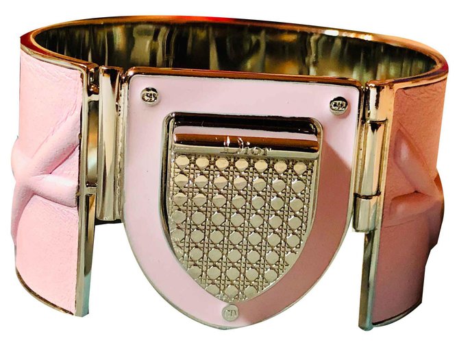Dior Diorama cuff bracelet Silvery Pink Leather Metal  ref.118592