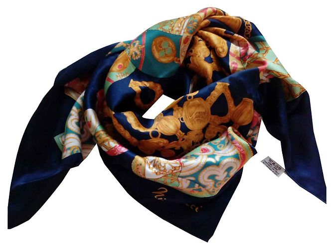 Nina Ricci Bufandas
