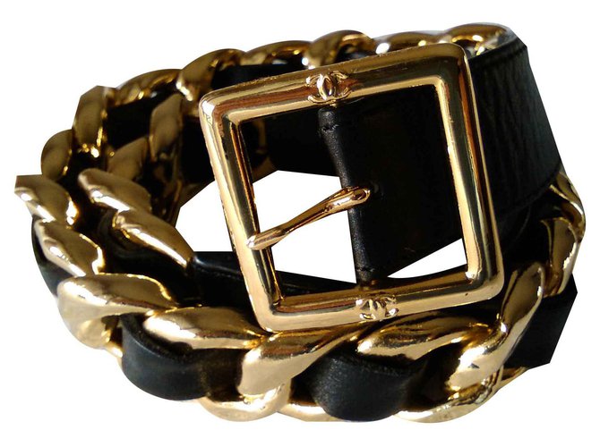Cinturón de cuero con hebilla chapado en oro de CHANEL Negro Dorado Metal  ref.118773
