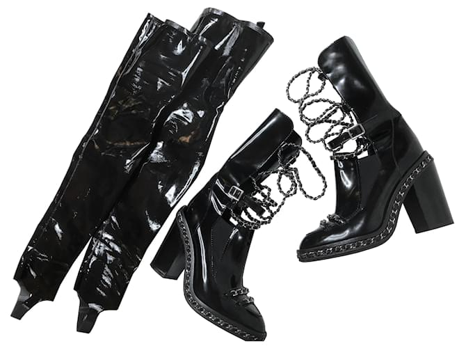 Chanel Stivaletti con ghette della ghetta Nero Pelle verniciata ref.119427  - Joli Closet