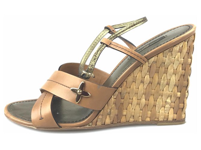 Sandalo con zeppa in pelle marrone Louis Vuitton  ref.120106