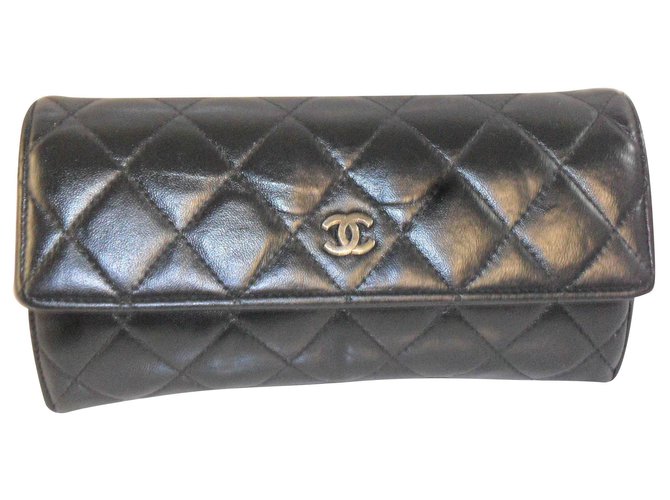 Chanel coin purse Black Leather  ref.120402