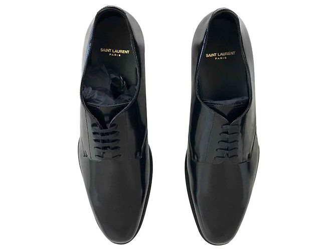 Saint Laurent Montaigne